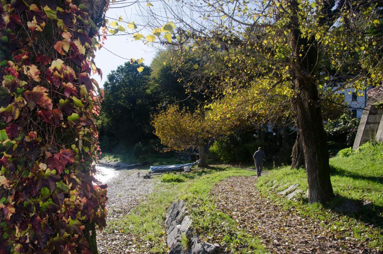 Anma Cottages The Secret Garden Pianello Del Lario Buitenkant foto