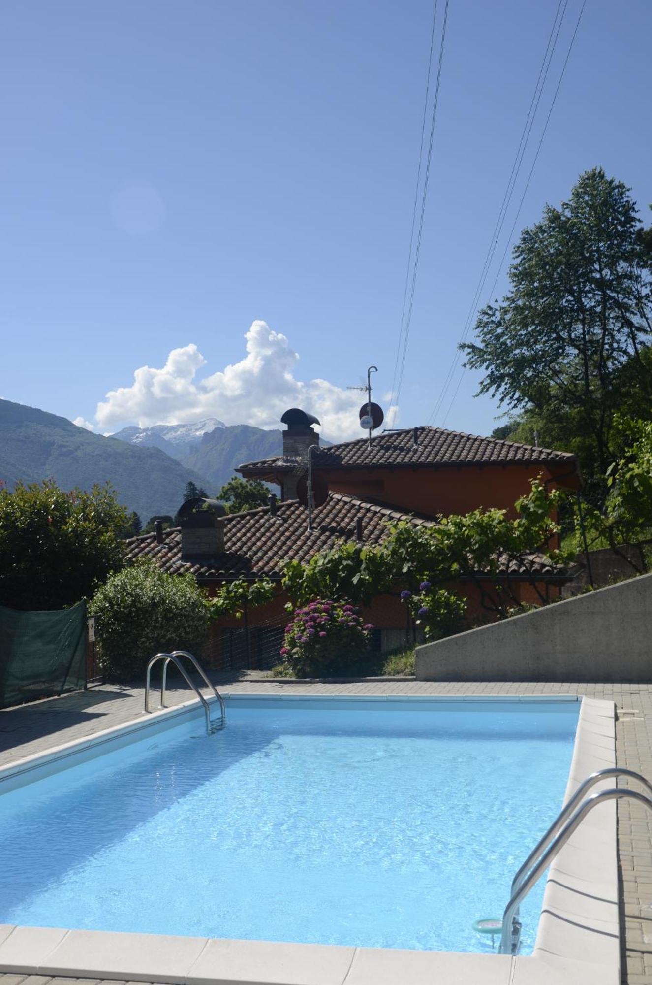 Anma Cottages The Secret Garden Pianello Del Lario Buitenkant foto