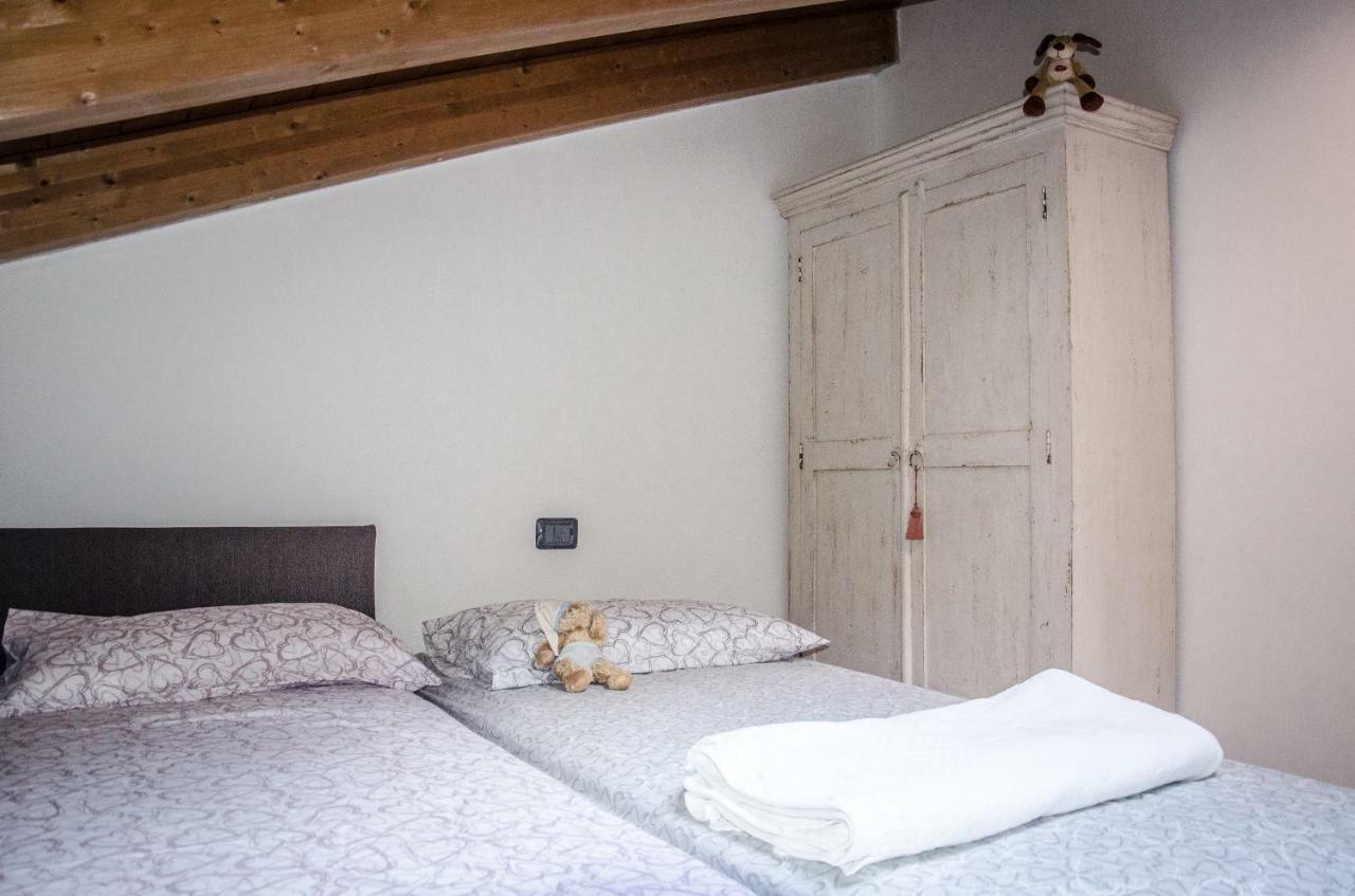 Anma Cottages The Secret Garden Pianello Del Lario Buitenkant foto